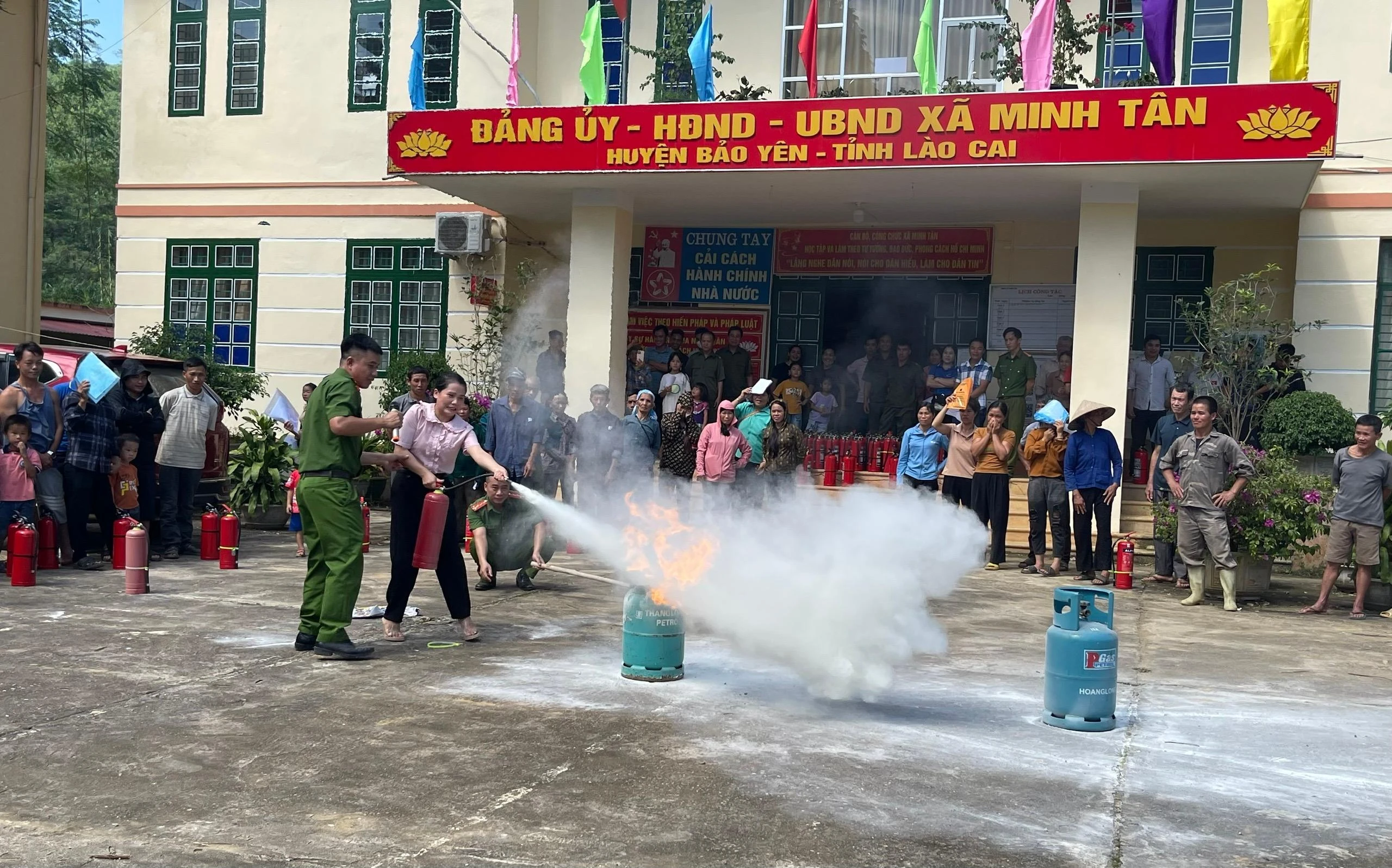 Hướng dẫn kỹ năng sử dụng bình chữa cháy.jpg