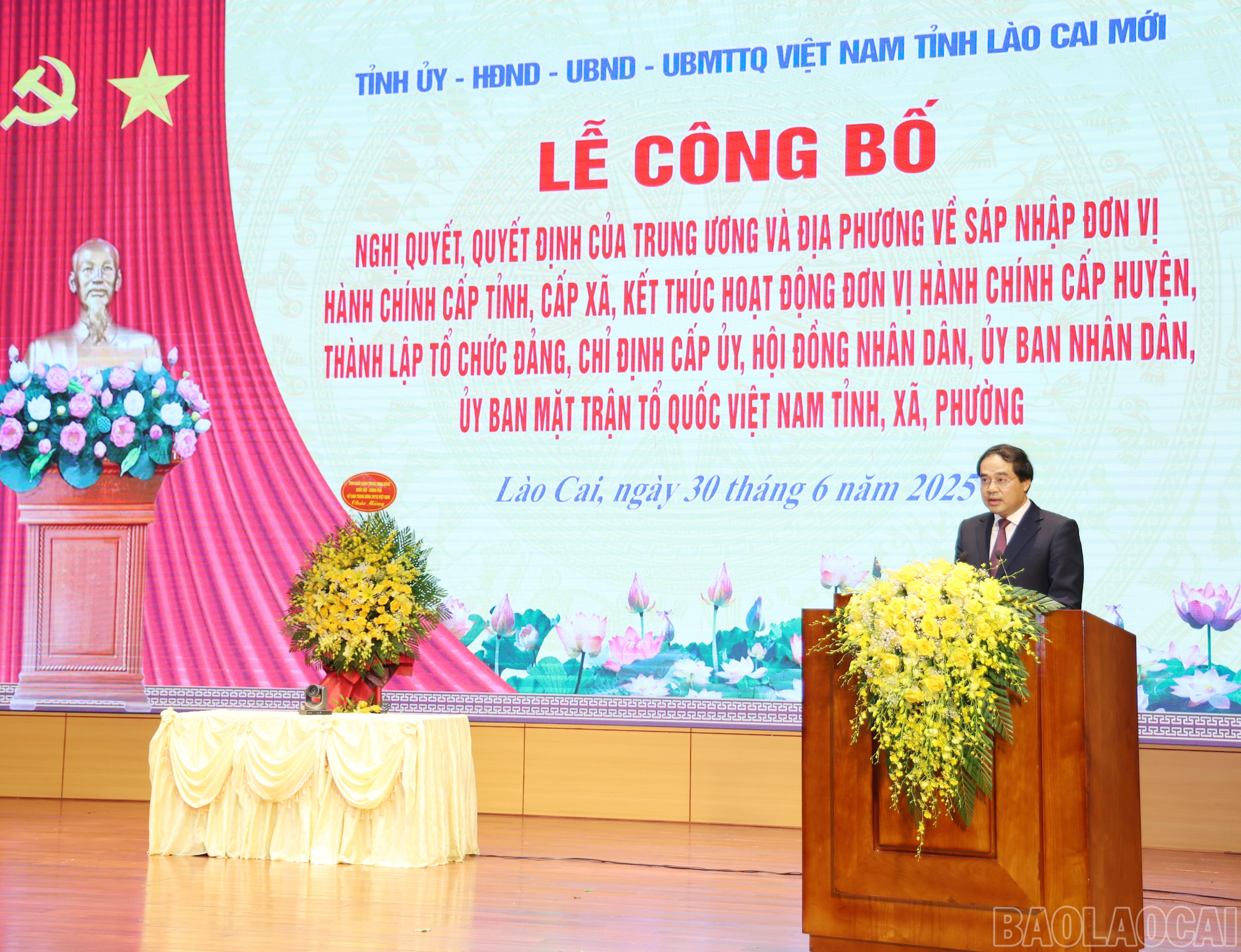 Đồng chí Trịnh Xuân Trường, Bí thư Tỉnh ủy, Chủ tịch HĐND tỉnh Lào Cai phát biểu tại lễ công bố. Ảnh: Thành Phú baolaocai-br_6324.jpg