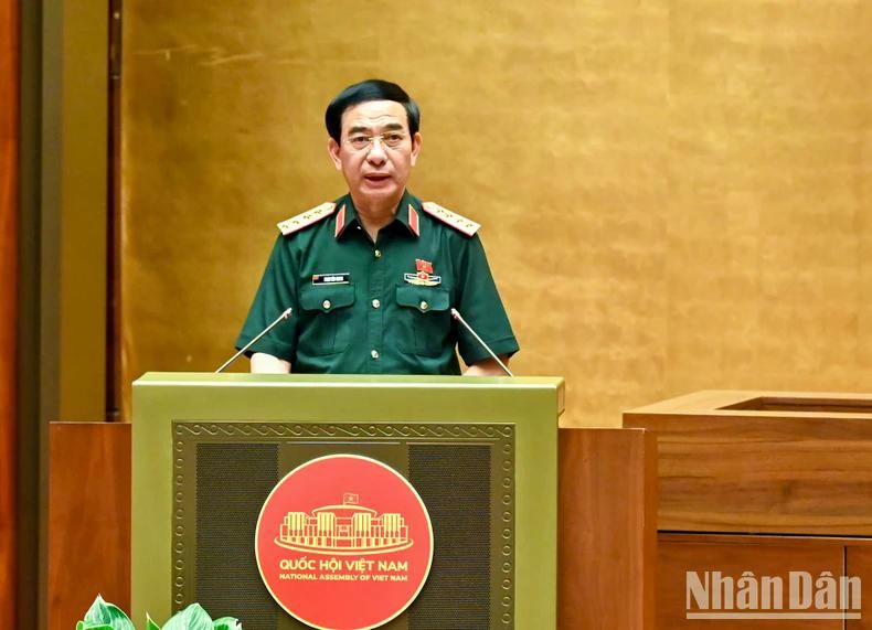 Bộ trưởng Quốc phòng Phan Văn Giang. (Ảnh: BÙI GIANG) Bộ trưởng Quốc phòng Phan Văn Giang. (Ảnh: BÙI GIANG)