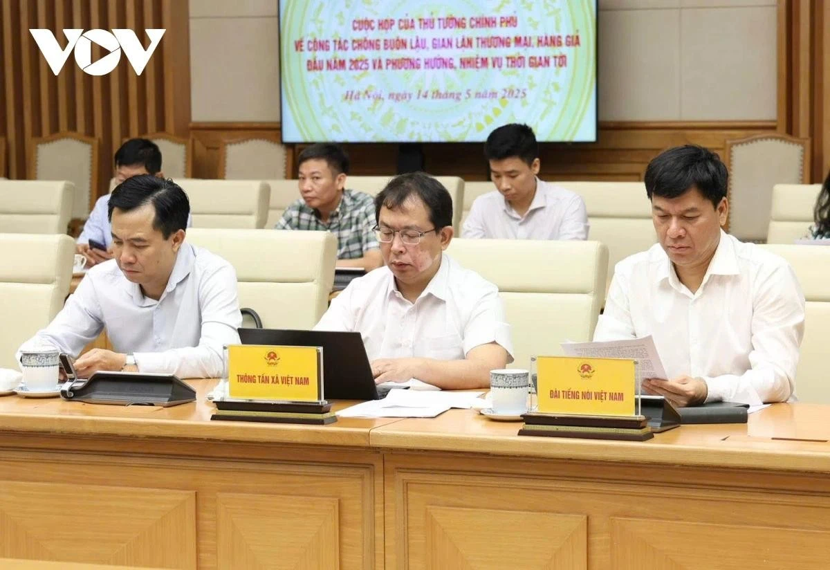 Các đại biểu tham dự.