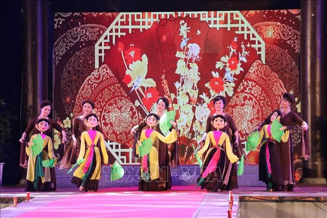 Nhiều hoạt động đặc sắc mang đến không gian văn hóa - nghệ thuật sống động, sáng tạo dành cho thiếu nhi. Ảnh: Hải Yến/TTXVN. Nhiều hoạt động đặc sắc mang đến không gian văn hóa - nghệ thuật sống động, sáng tạo dành cho thiếu nhi. Ảnh: Hải Yến/TTXVN.