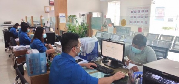 Bộ Nội vụ đề xuất 4 nhóm đối tượng thực hiện chính sách tinh giản biên chế. Bộ Nội vụ đề xuất 4 nhóm đối tượng thực hiện chính sách tinh giản biên chế.