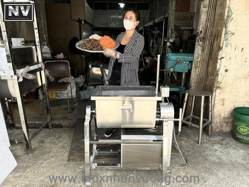 máy trộn 2.jpg