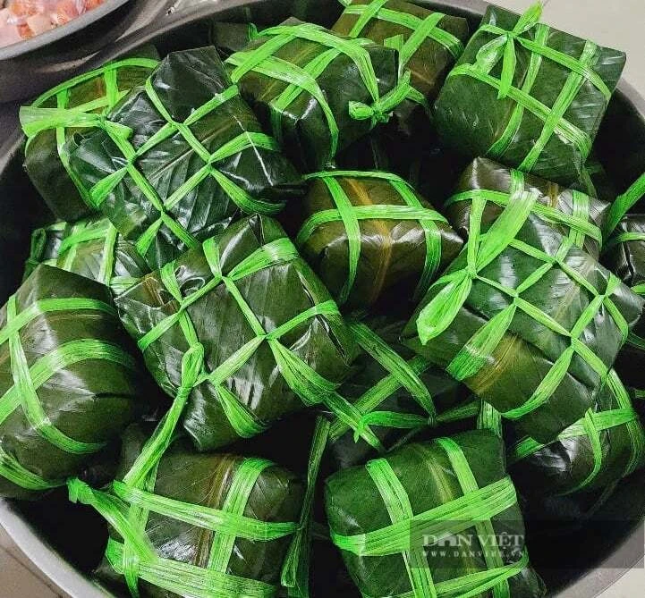 Đến bánh chưng nhân cá hồi.