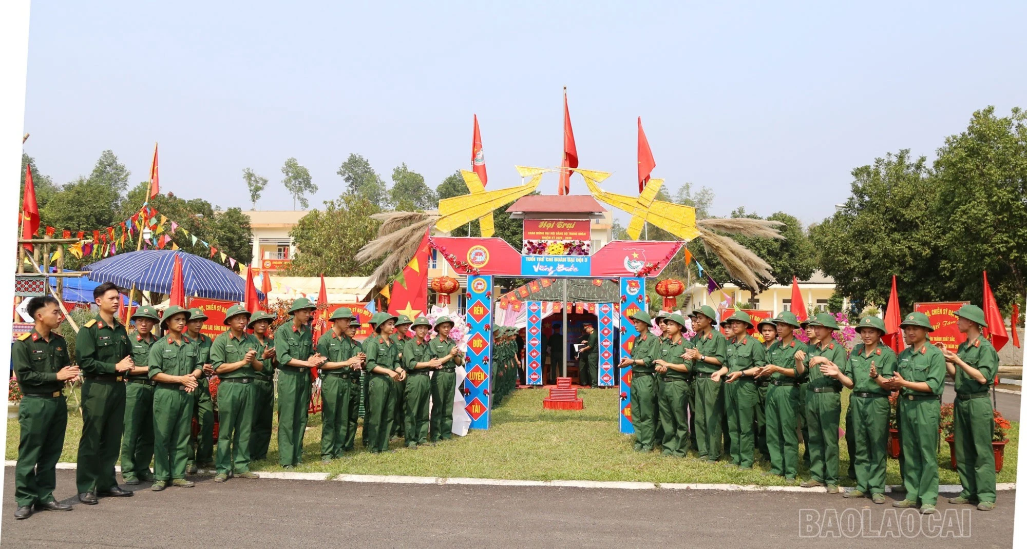 s-a-8636.jpg
