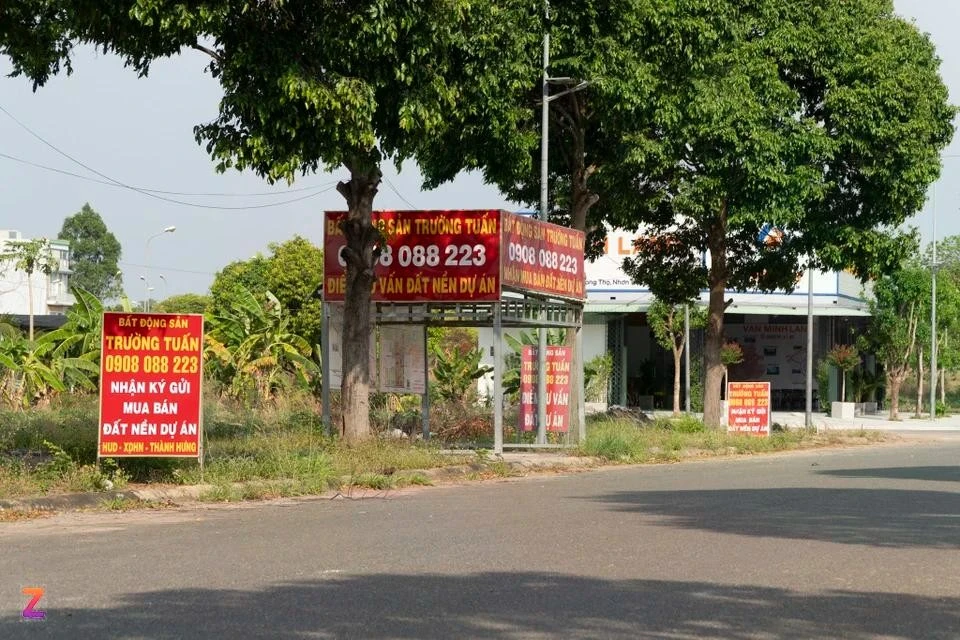 Giá đất tăng bất thường tại nhiều địa phương sau tin đồn sáp nhập tỉnh. Ảnh: Quỳnh Danh.