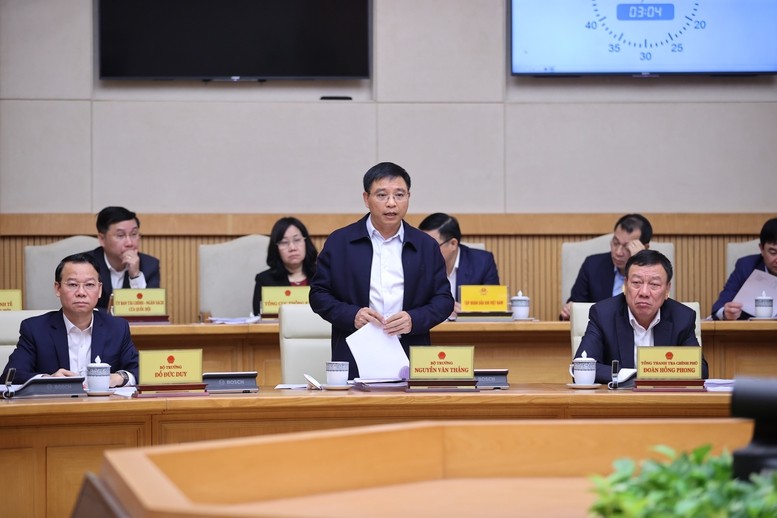 Bộ trưởng Bộ Tài chính Nguyễn Văn Thắng phát biểu tại phiên họp - Ảnh: VGP/Nhật Bắc Bộ trưởng Bộ Tài chính Nguyễn Văn Thắng phát biểu tại phiên họp - Ảnh: VGP/Nhật Bắc