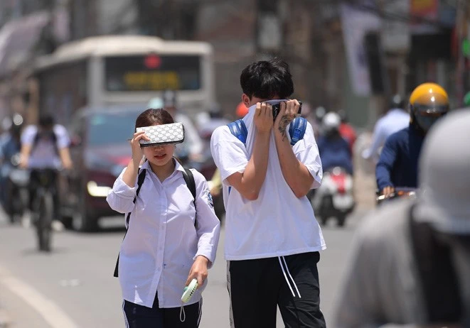 Bắc Bộ, Trung Bộ và Nam Bộ nắng nóng.