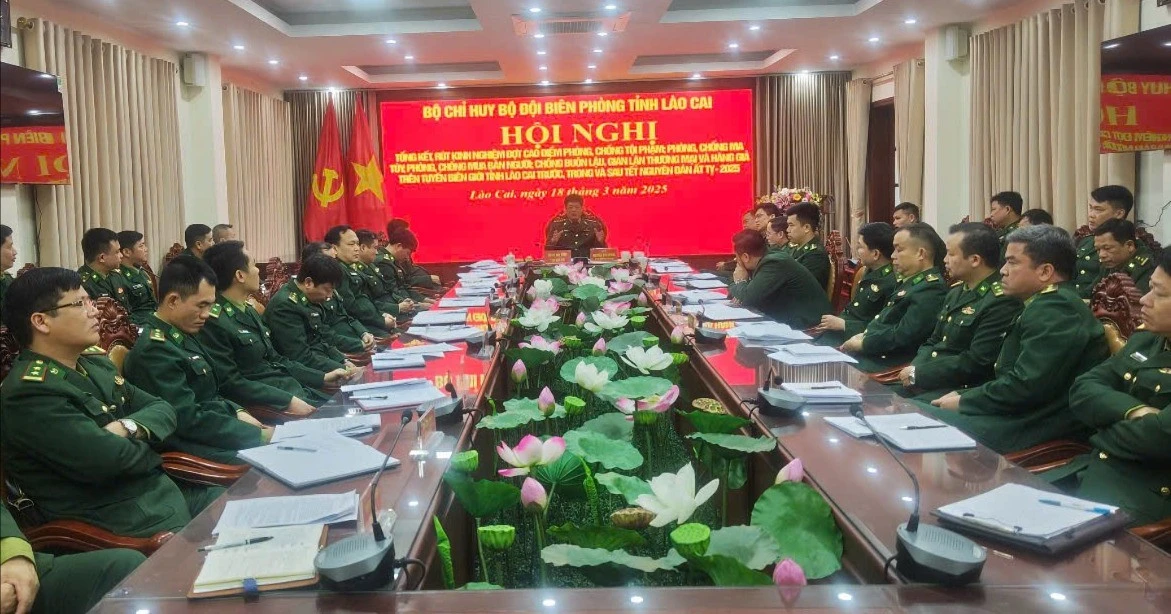 quang-canh-hoi-nghi-5356.jpg