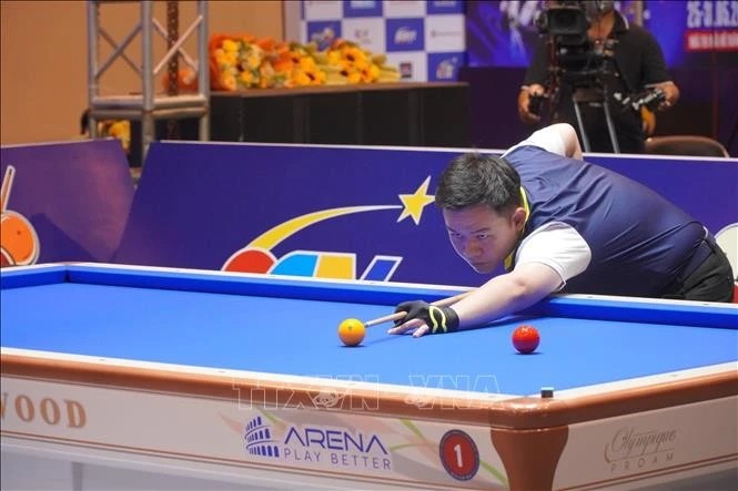 Cơ thủ Bao Phương Vinh thi đấu trận chung kết SCTV Cup 2025.