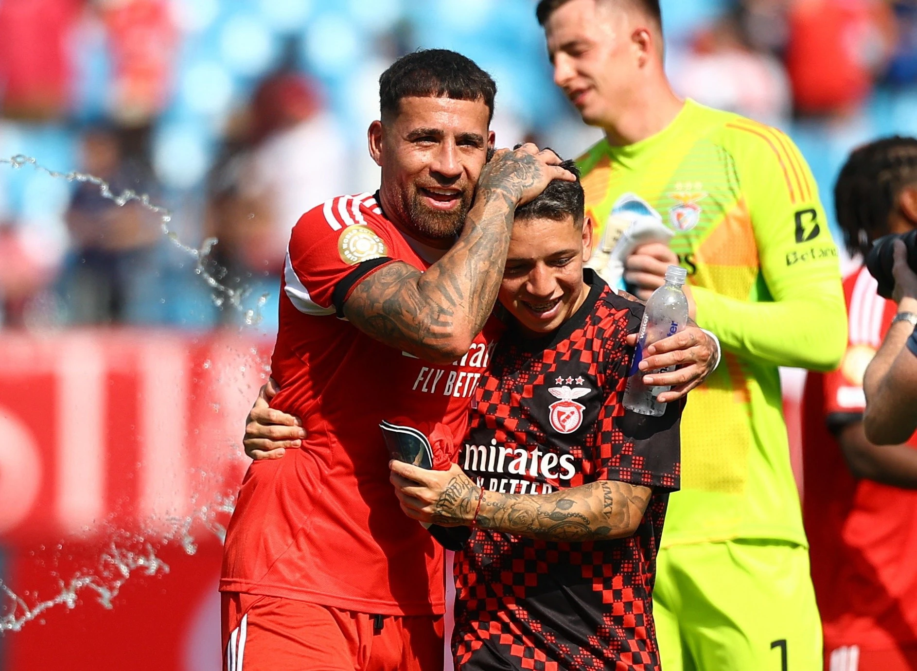 Benfica xuất sắc đánh bại đối thủ được đánh giá ở cửa trên.