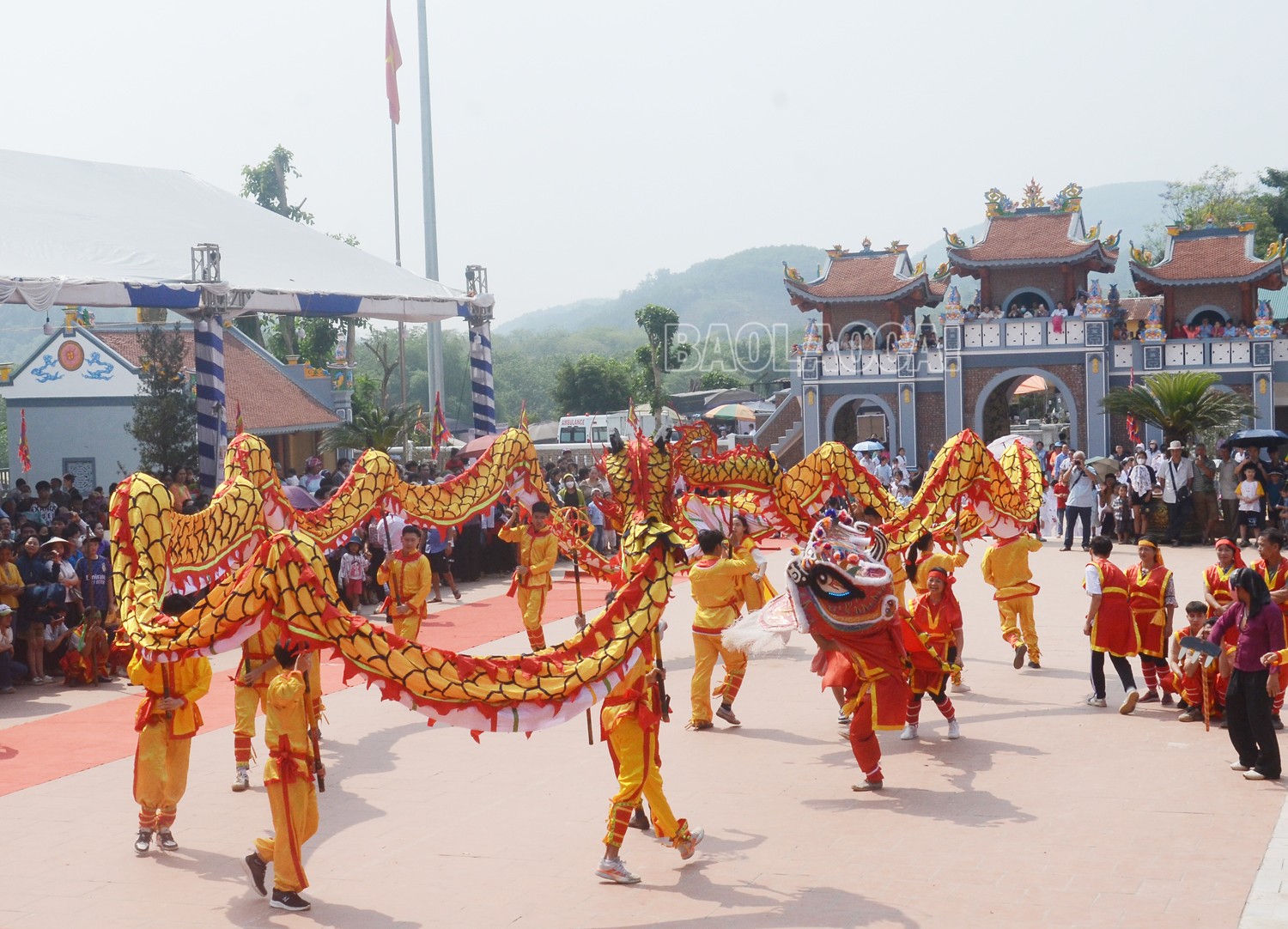 Lễ hội đền Mẫu Trịnh Tường được tổ chức vào tháng 3 hằng năm. b3-3339.jpg