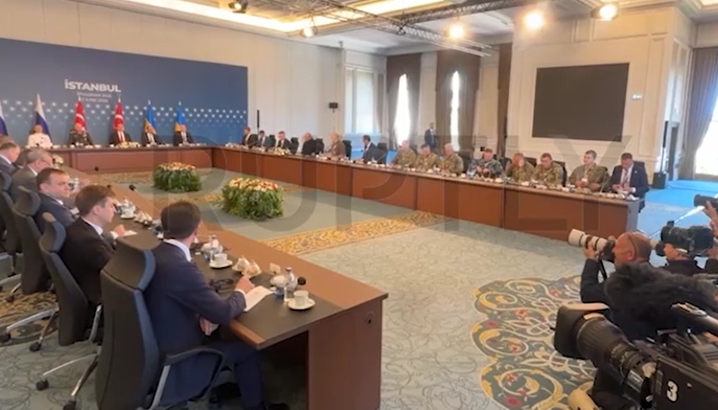 Vòng đàm phán hòa bình Nga - Ukraine lần 2 đã chính thức bắt đầu tại Istanbul. hoadam-2-6.png