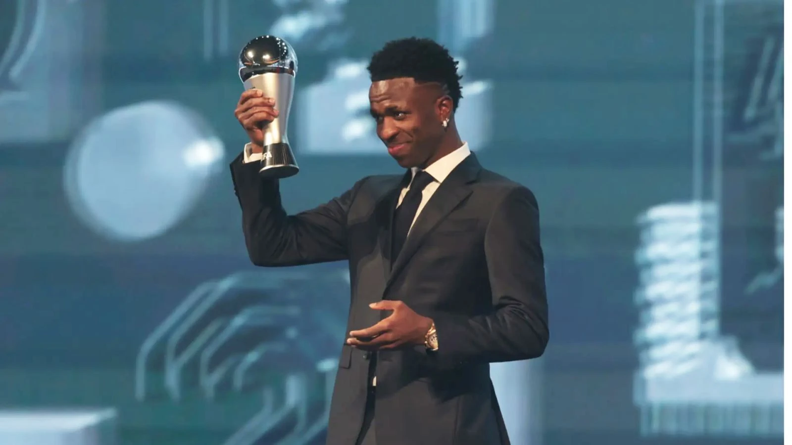 Tiền đạo người Brazil Vinicius Junior đã được trao giải nam Cầu thủ xuất sắc nhất năm 2024 (The Best 2024) của FIFA. Ảnh: supersport.com