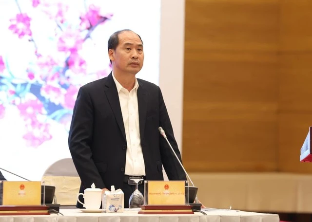 Thứ trưởng Bộ Lao động - Thương binh và Xã hội Nguyễn Văn Hồi thông tin về công tác đảm bảo an sinh xã hội dịp Tết Nguyên đán Ất Tỵ. Ảnh: baochinhphu.vn