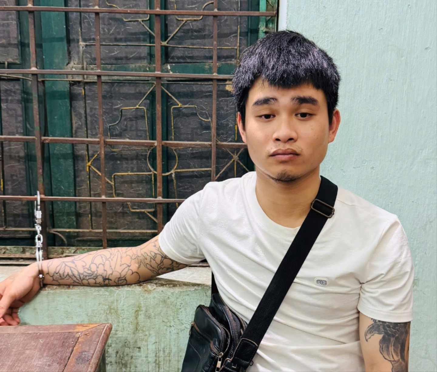 Đối tượng là Trần Huy Tùng. anh-2-doi-tuong-tung-tai-co-quan-cong-an-6182.jpg