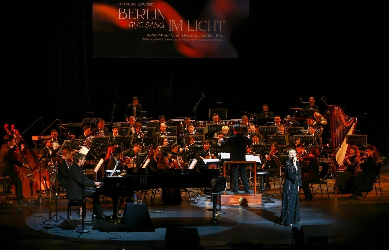 Buổi hòa nhạc “Berlin im Licht - Berlin rực sáng” đã được biểu diễn ra tại Nhà hát Hồ Gươm, Hà Nội vào tối 21/2. Ảnh: HSBO cung cấp