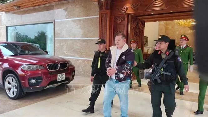 Công an Phú Thọ bắt giam Nguyễn Văn Tuấn (còn gọi là Tuấn trắng).