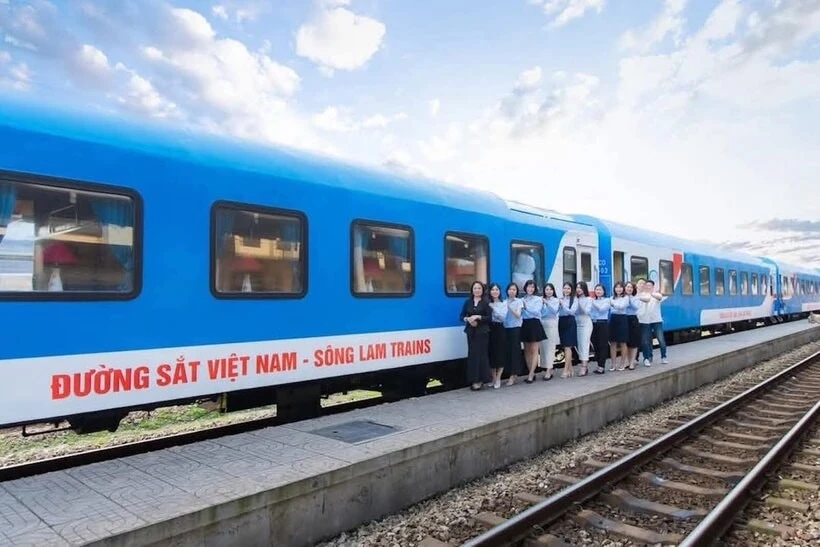 Ngành Đường sắt sẽ khai thác đoàn tàu chất lượng cao tuyến Hà Nội-Vinh vào ngày 22-4. Ảnh: VNR