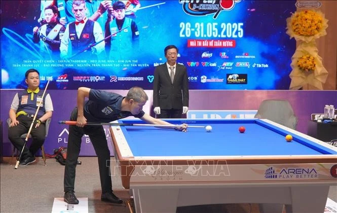 Cơ thủ Trần Quyết Chiến thi đấu trận chung kết SCTV Cup 2025.