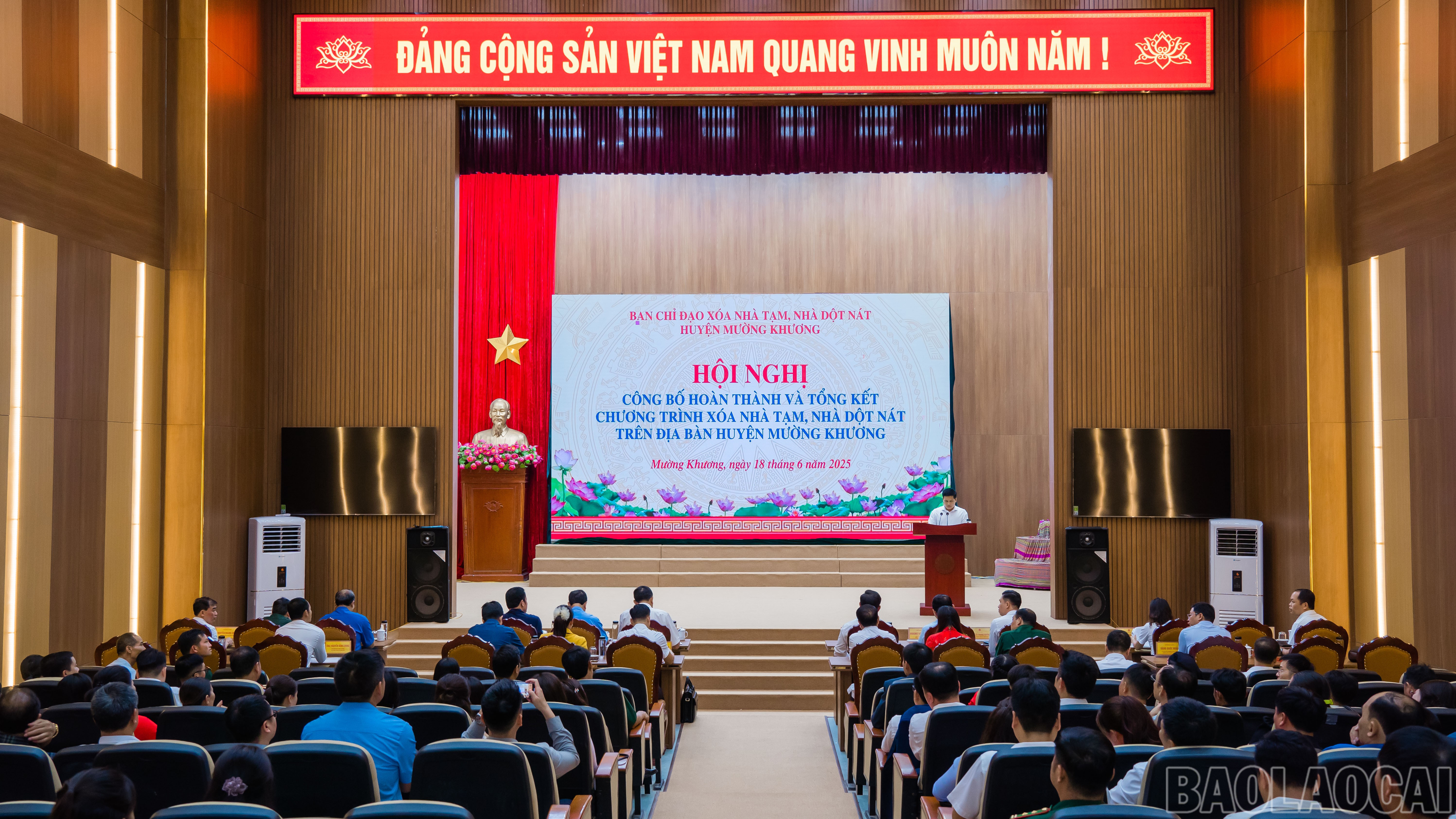 Quang cảnh hội nghị. baolaocai-br_dsc07210.jpg
