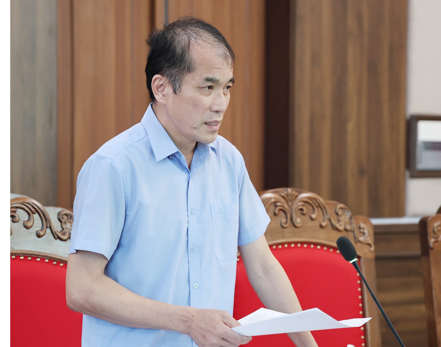 Tại buổi làm việc, đại diện các sở, ngành đã tiếp thu và giải đáp một số đề xuất, kiến nghị của huyện Văn Bàn. 55.jpg