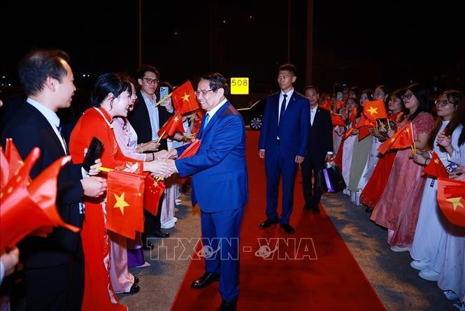 Lễ tiễn Thủ tướng Phạm Minh Chính kết thúc chuyến tham dự Hội nghị WEF 16 Thiên Tân và làm việc tại Trung Quốc. Lễ tiễn Thủ tướng Phạm Minh Chính kết thúc chuyến tham dự Hội nghị WEF 16 Thiên Tân và làm việc tại Trung Quốc.