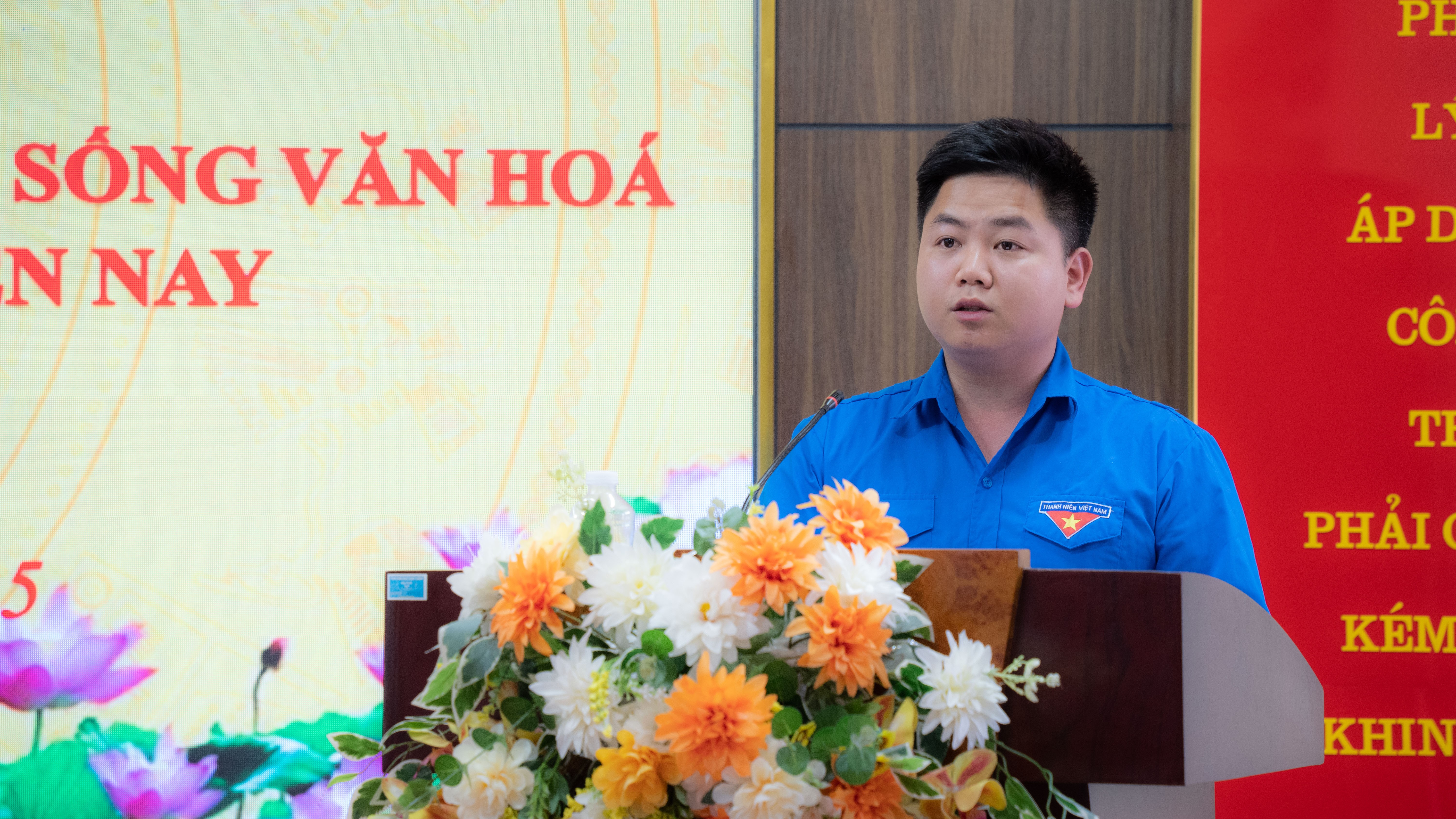 Các đại biểu tham gia tham luận tại hội thảo. dsc06772.jpg
