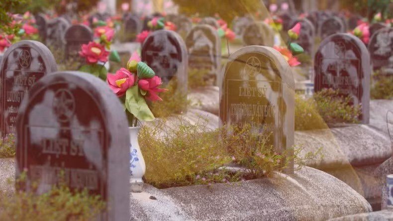 Các Anh hùng liệt sĩ đã hy sinh máu xương cho Tổ quốc.