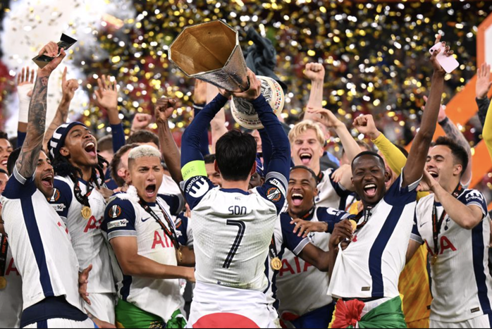 Tottenham thắng "canh bạc" lịch sử. Tottenham thắng "canh bạc" lịch sử.