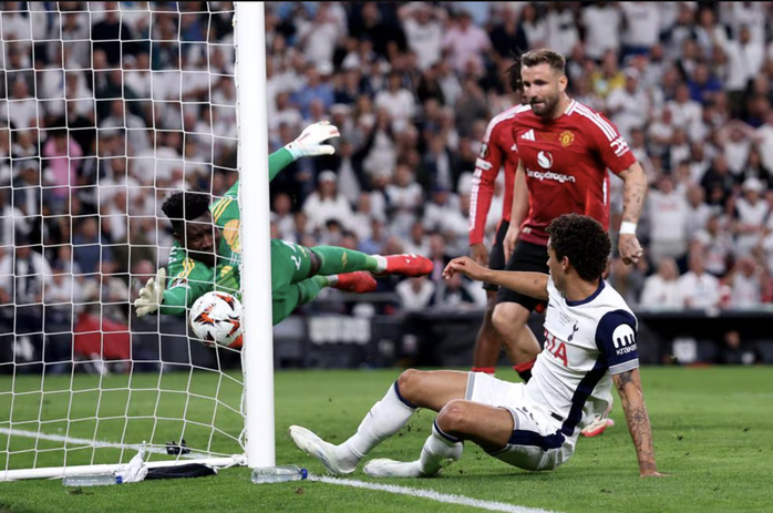 Brennan Johnson ghi bàn thắng duy nhất cho Tottenham. Brennan Johnson ghi bàn thắng duy nhất cho Tottenham.