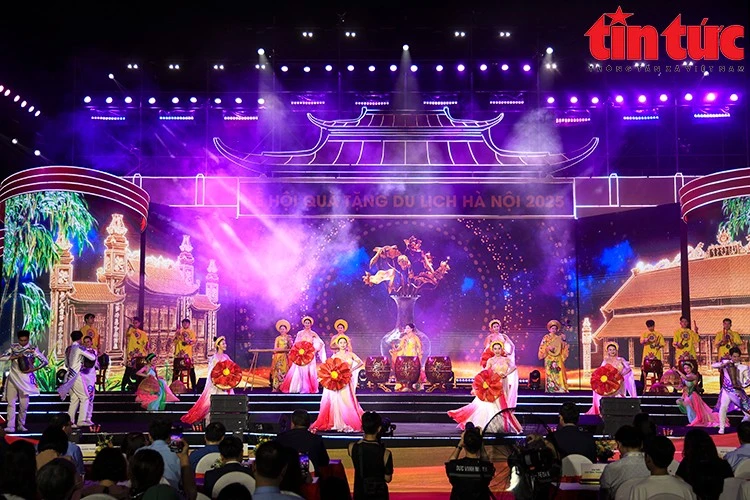 Một tiết mục biểu diễn trong chương trình.