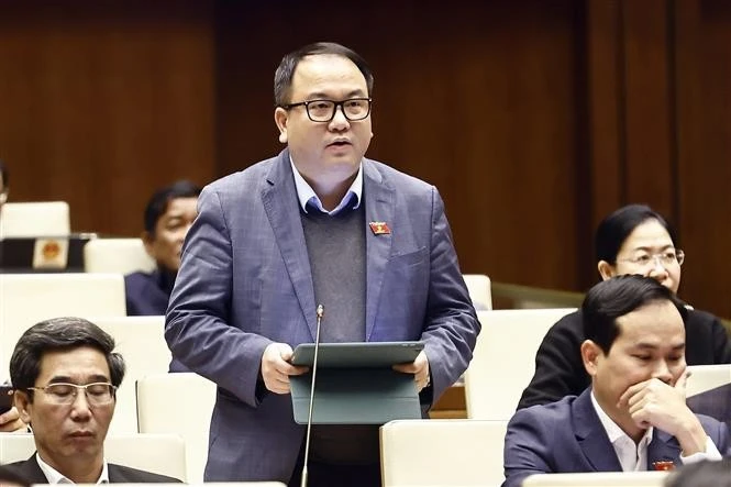 Quốc hội thảo luận về dự án Luật sửa đổi, bổ sung một số điều của Luật Tổ chức Quốc hội chiều 12/2. Ảnh: Doãn Tấn/TTXVN