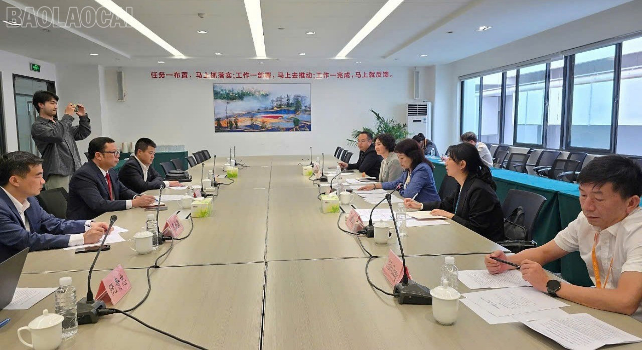 Quang cảnh buổi hội đàm. baolaocai-tl_q4.jpg