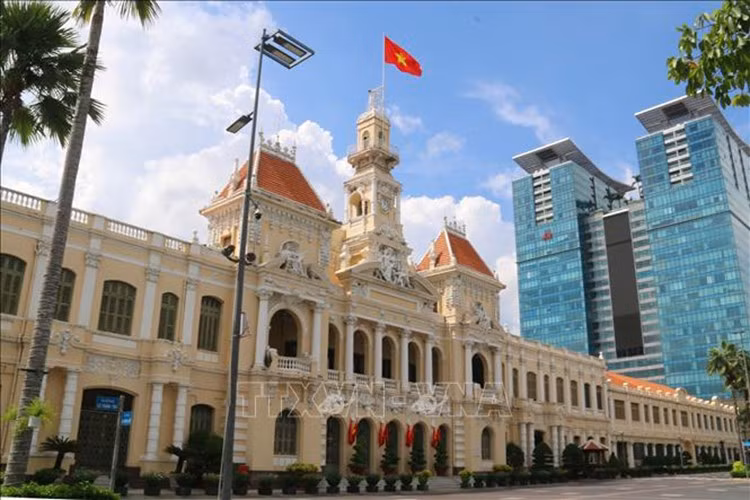 Nam Bộ trời nắng, miền Đông nắng nóng. Ảnh: TTXVN