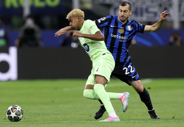 Lamine Yamal lỡ cơ hội đi vào lịch sử Champions League... Lamine Yamal lỡ cơ hội đi vào lịch sử Champions League...