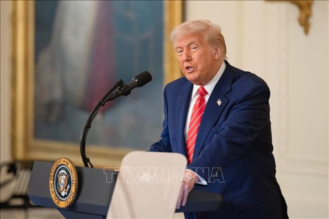 Tổng thống Mỹ Donald Trump phát biểu tại Nhà Trắng, Washington, D.C. Ảnh: THX/TTXVN Tổng thống Mỹ Donald Trump phát biểu tại Nhà Trắng, Washington, D.C. Ảnh: THX/TTXVN