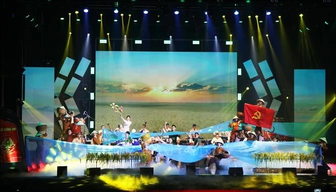 Tiết mục dự thi của Đoàn nghệ thuật quần chúng Công an thành phố Huế.