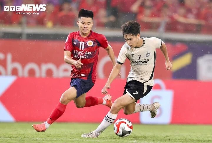 CLB Công an Hà Nội lật ngược tình thế sau khi thua trận lượt đi.