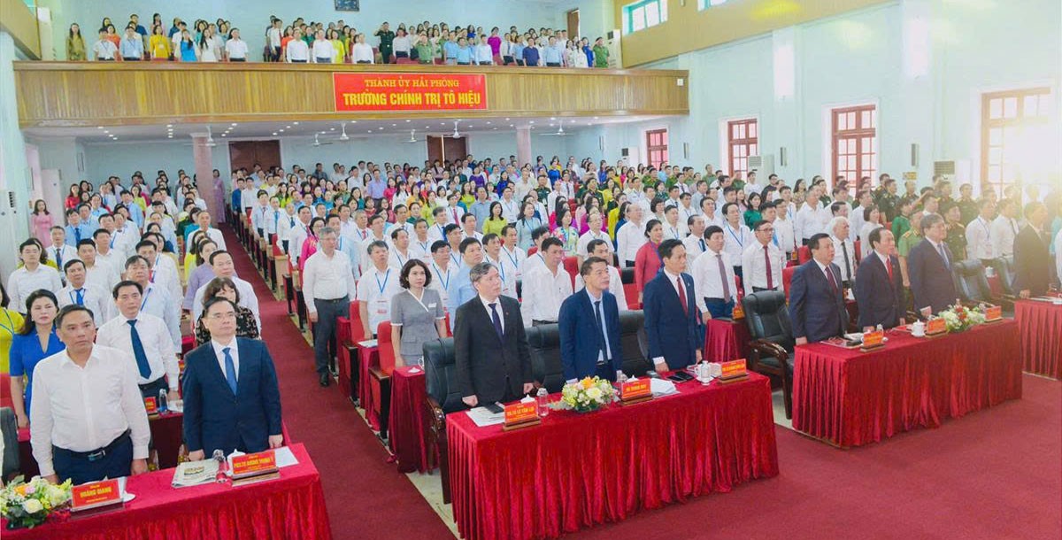 Các đại biểu dự khai mạc hội thi. d-i-bi-u.jpg