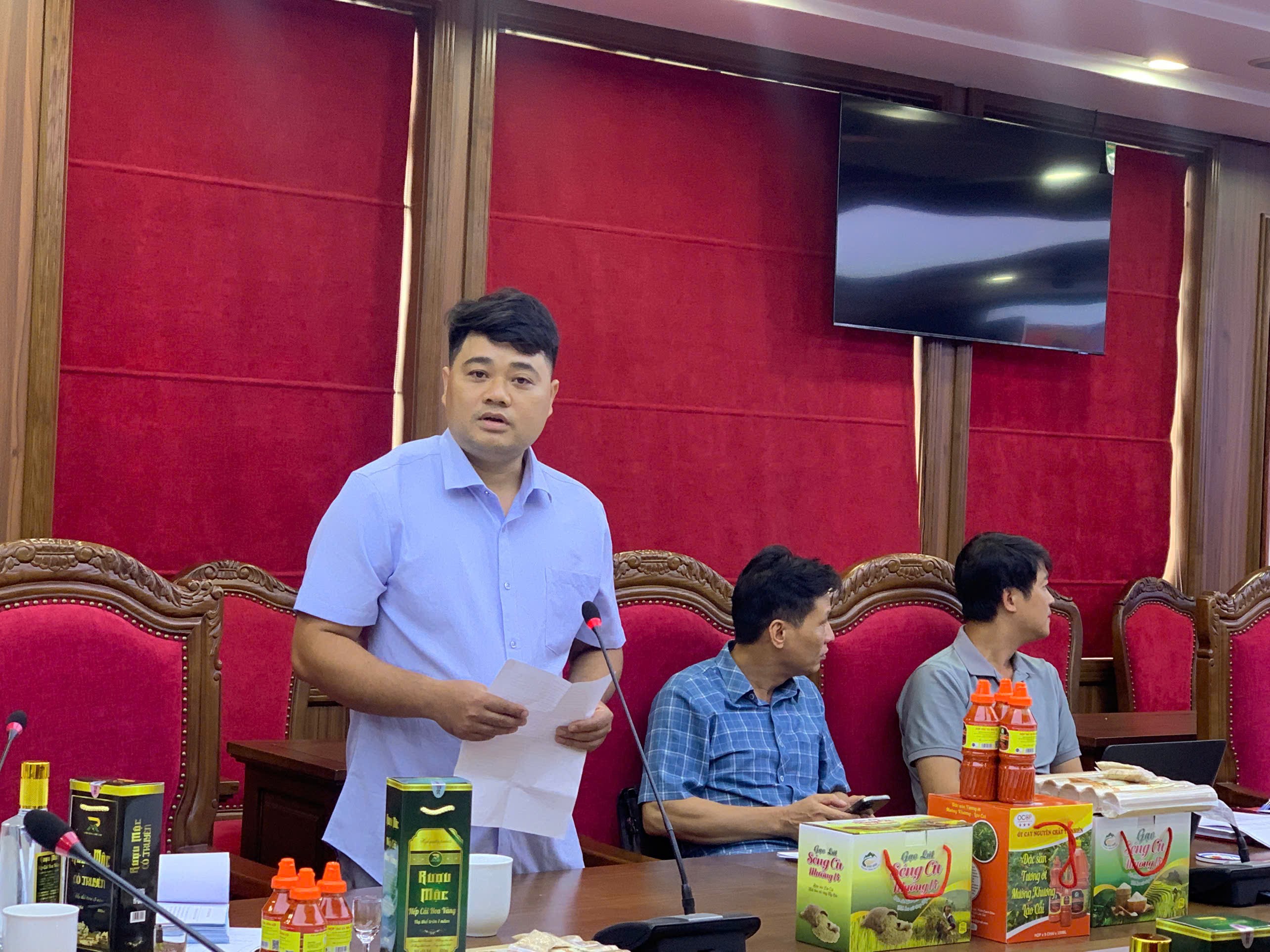 Các đại biểu tham gia ý kiến. gen-h-z6720008052646-8e25eae0f30655194304fee245d7618c.jpg