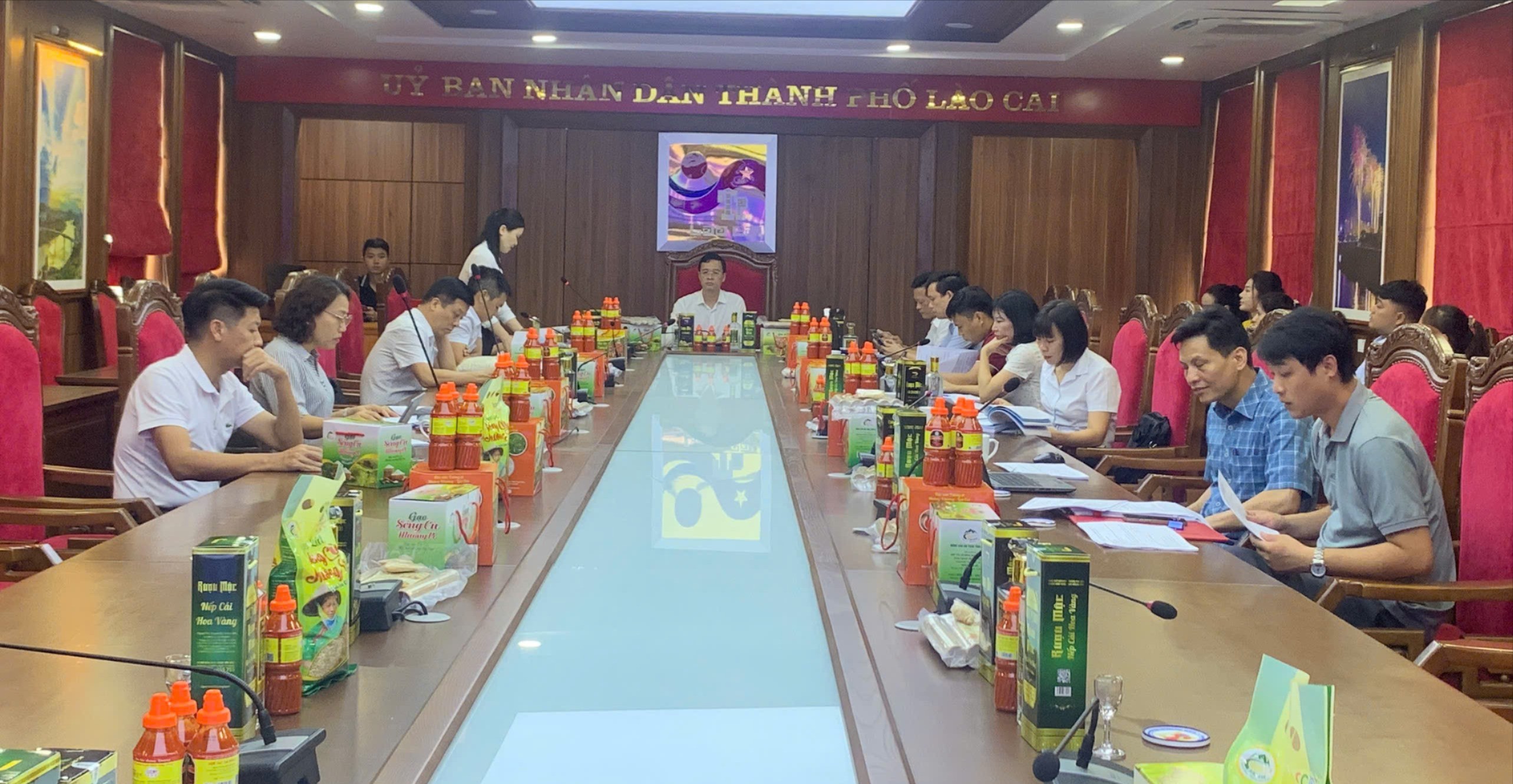 Quang cảnh buổi thẩm định. gen-h-z6720008069016-b5342ac4d494050250e0492e10a50f46-4374.jpg