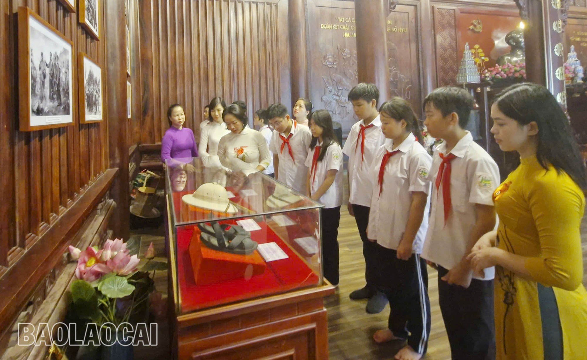 Nhà lưu niệm Chủ tịch Hồ Chí Minh có ý nghĩa về lịch sử sâu sắc và mang dấu ấn truyền thống cách mạng. a2.jpg