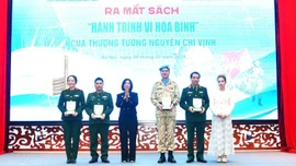 Ra mắt cuốn sách "Hành trình vì hòa bình" của Thượng tướng Nguyễn Chí Vịnh