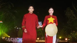 Độc đáo show diễn thời trang tái hiện "Phiên chợ Âm Dương" ở Cần Thơ