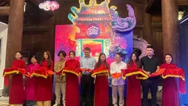 Tái hiện hành trình vượt vũ môn bằng hội họa