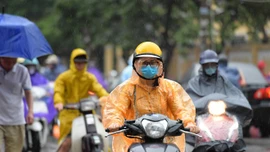 Thời tiết ngày 16/5: Bắc Bộ và Thanh Hóa tiếp tục mưa lớn, cảnh báo lũ quét, sạt lở đất và ngập úng