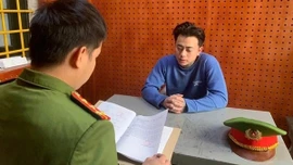 Kết cục của những TikToker "gục ngã vì đám đông"