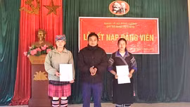 Xã Púng Luông: Quý I kết nạp 12 đảng viên mới
