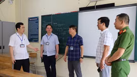 Kết nối liên địa bàn, tiếp sức kỳ thi